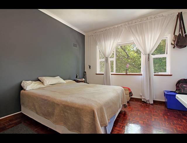2 BEDROOM APARTMENT RENTED IN KENILWORTH